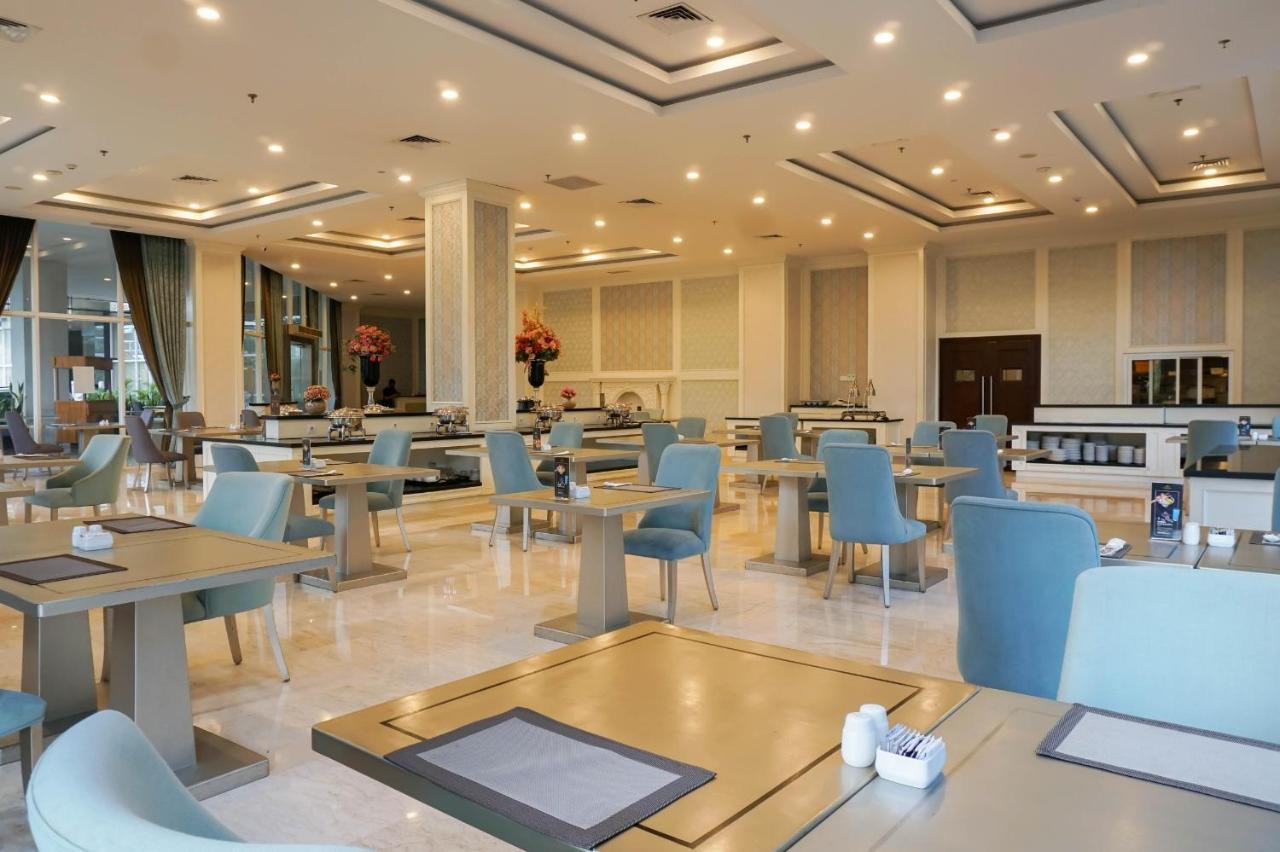 แกรนด์ เกชา ยกยาการ์ต้า Hotel Kejayan ภายนอก รูปภาพ