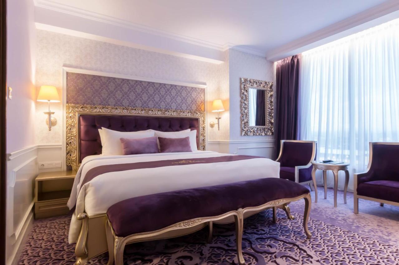 แกรนด์ เกชา ยกยาการ์ต้า Hotel Kejayan ภายนอก รูปภาพ