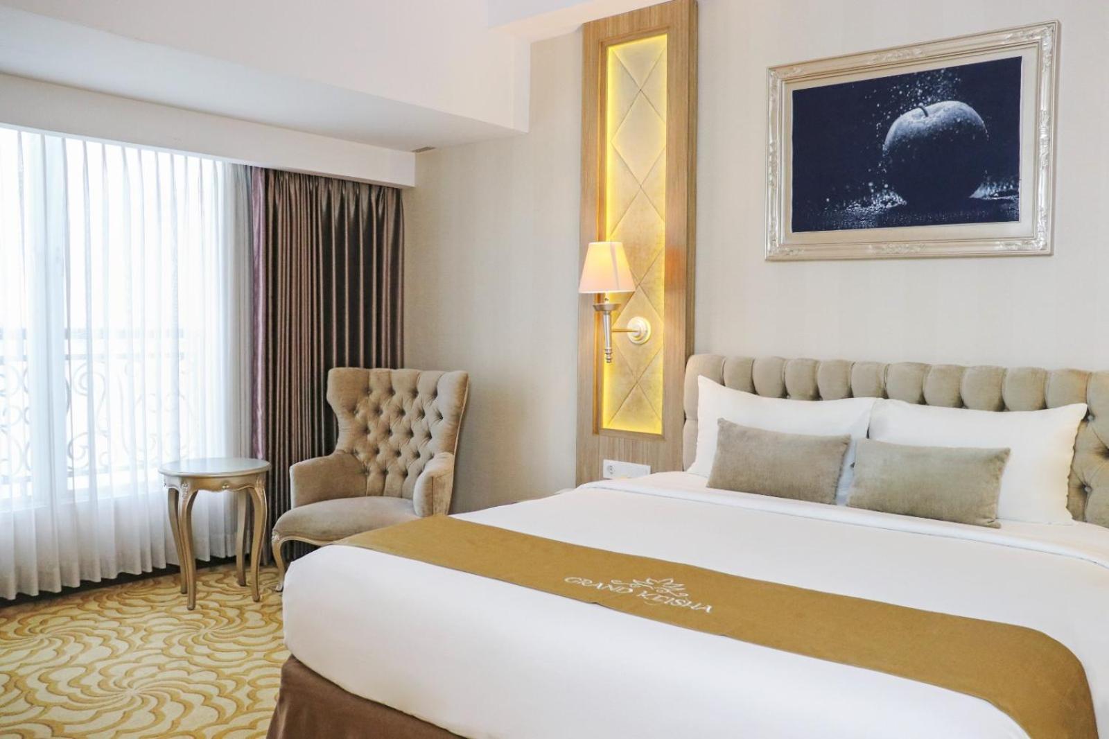 แกรนด์ เกชา ยกยาการ์ต้า Hotel Kejayan ภายนอก รูปภาพ