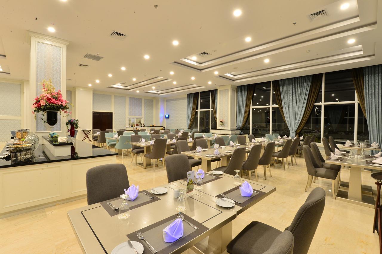 แกรนด์ เกชา ยกยาการ์ต้า Hotel Kejayan ภายนอก รูปภาพ