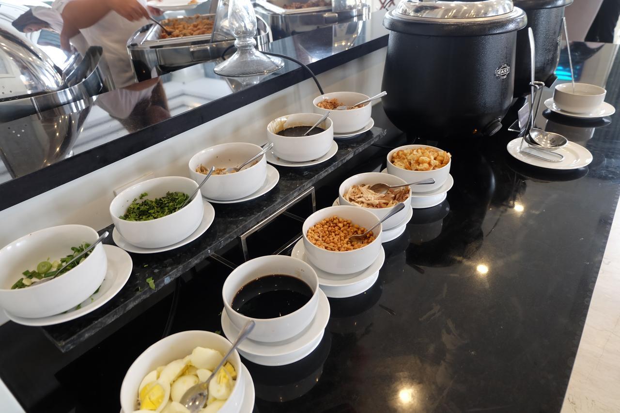 แกรนด์ เกชา ยกยาการ์ต้า Hotel Kejayan ภายนอก รูปภาพ
