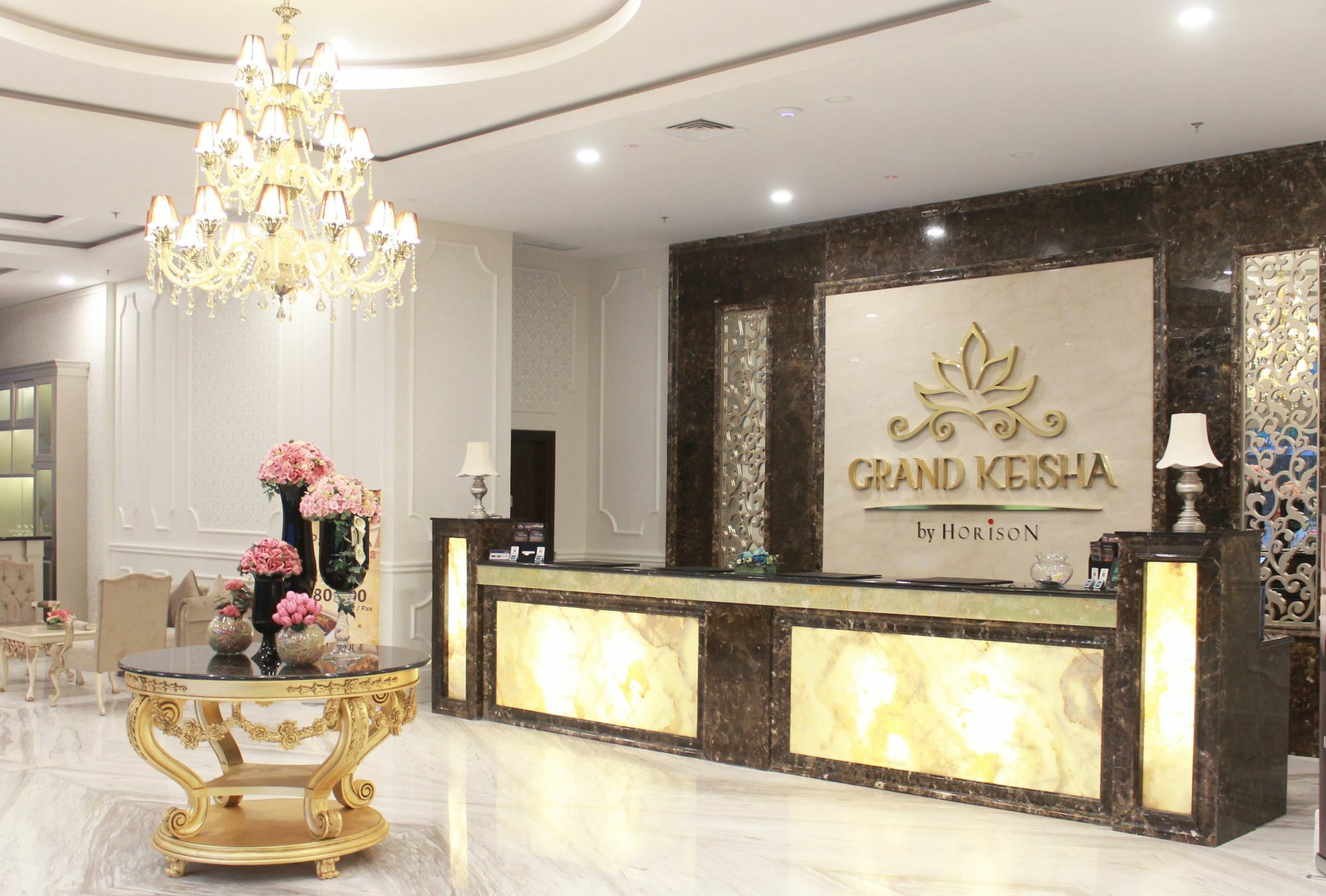 แกรนด์ เกชา ยกยาการ์ต้า Hotel Kejayan ภายนอก รูปภาพ